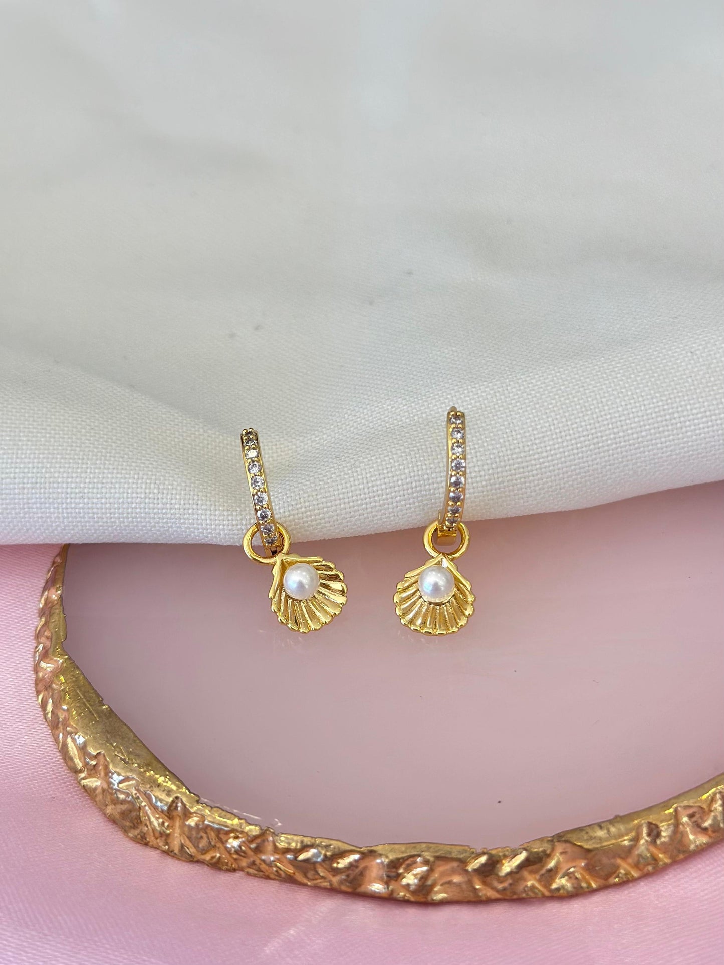 Aretes concha con perla #49