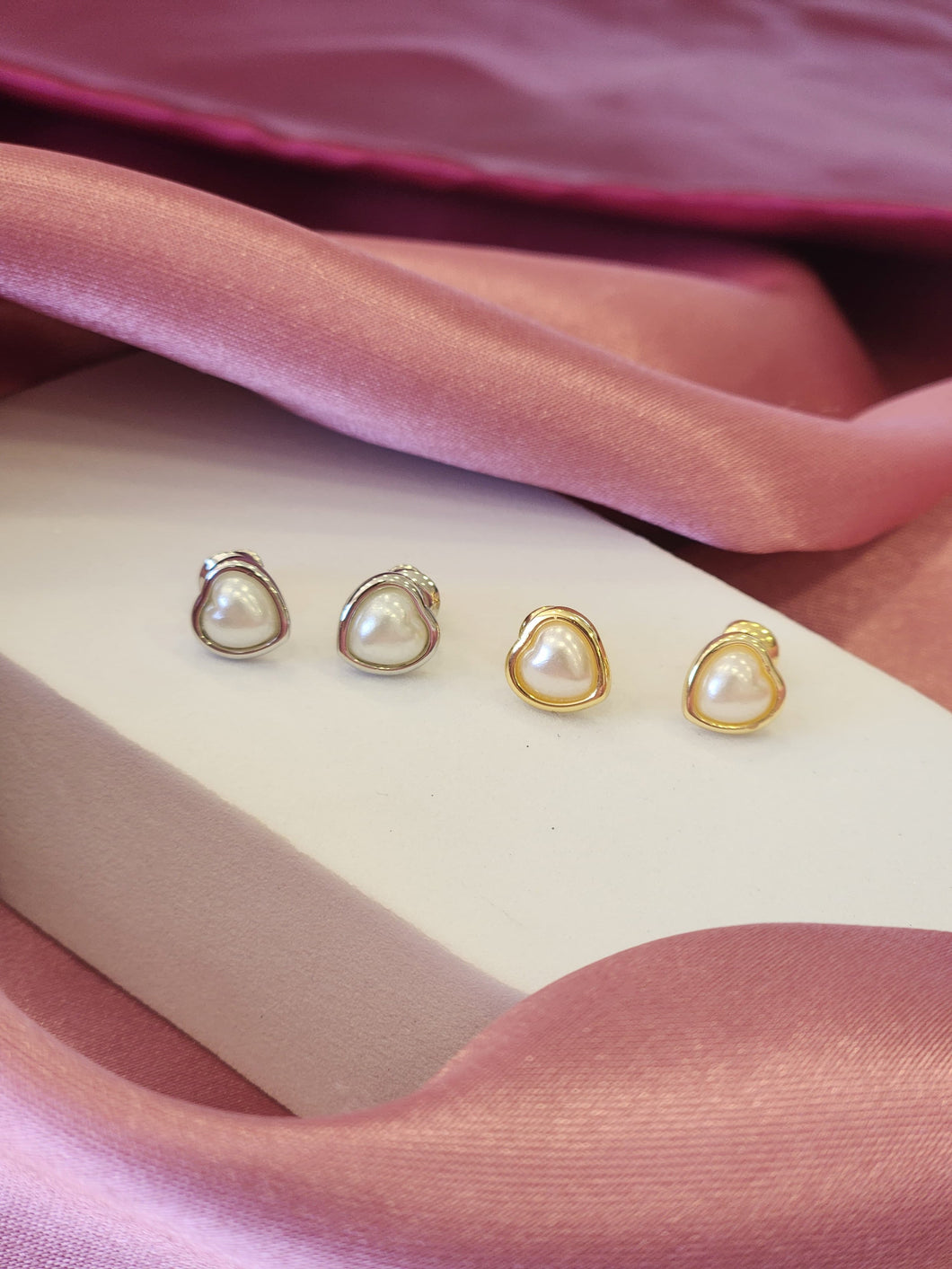 Aretes corazon madre perla #G21