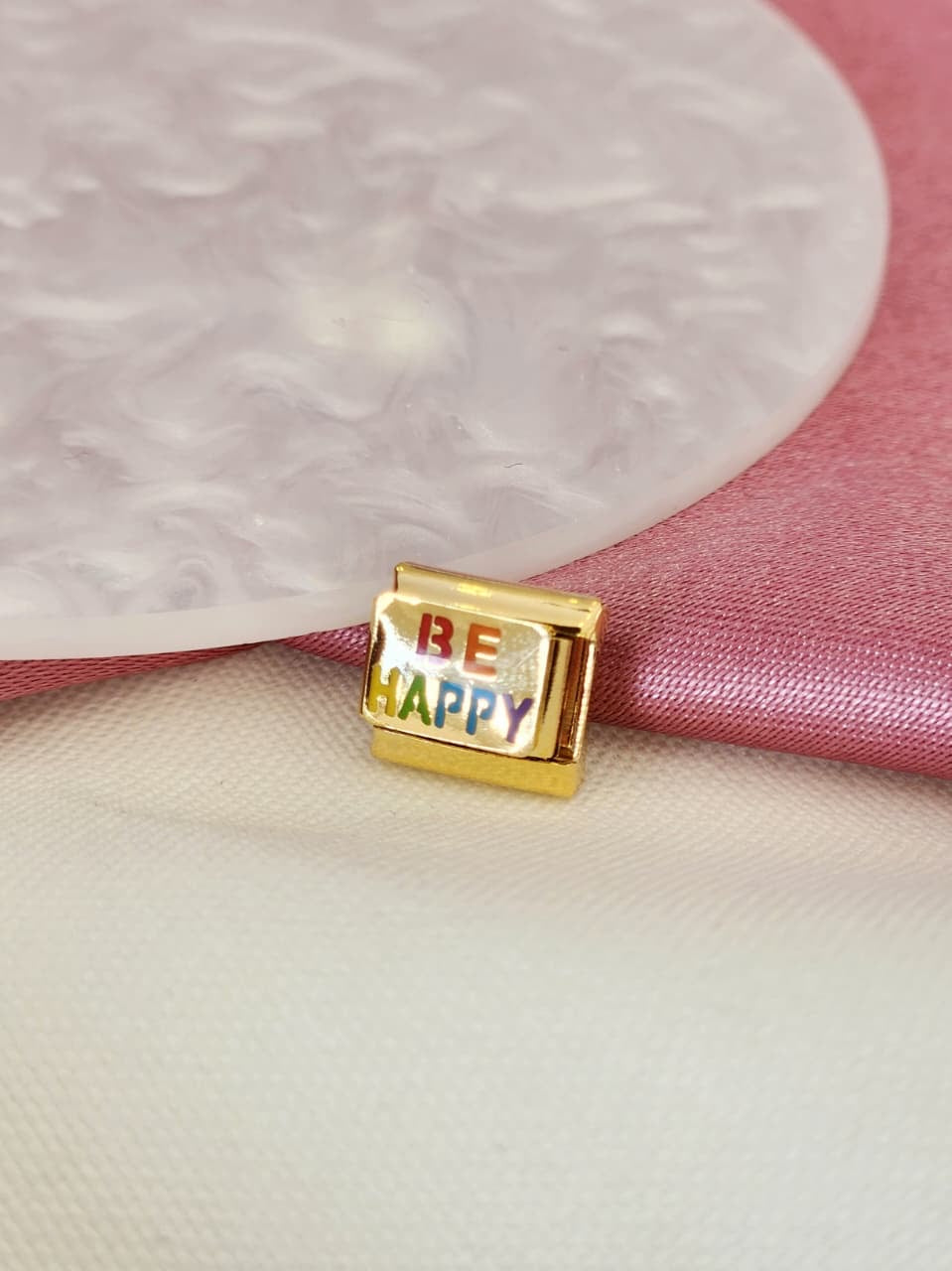 Charm be happy colores dorado #10