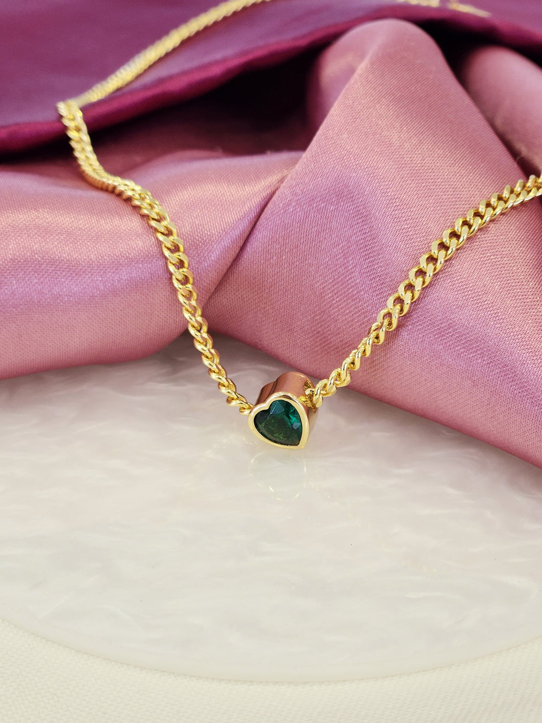 Collar corazon verde #JJ
