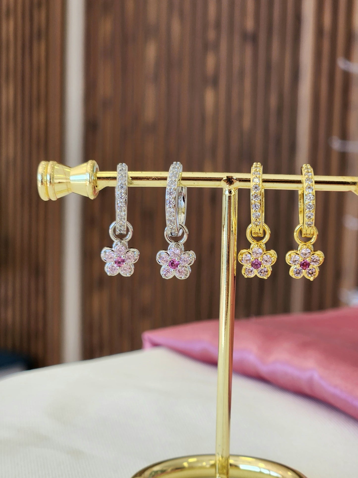 Aretes flor 5 petalos zirconia rosa #A0.3