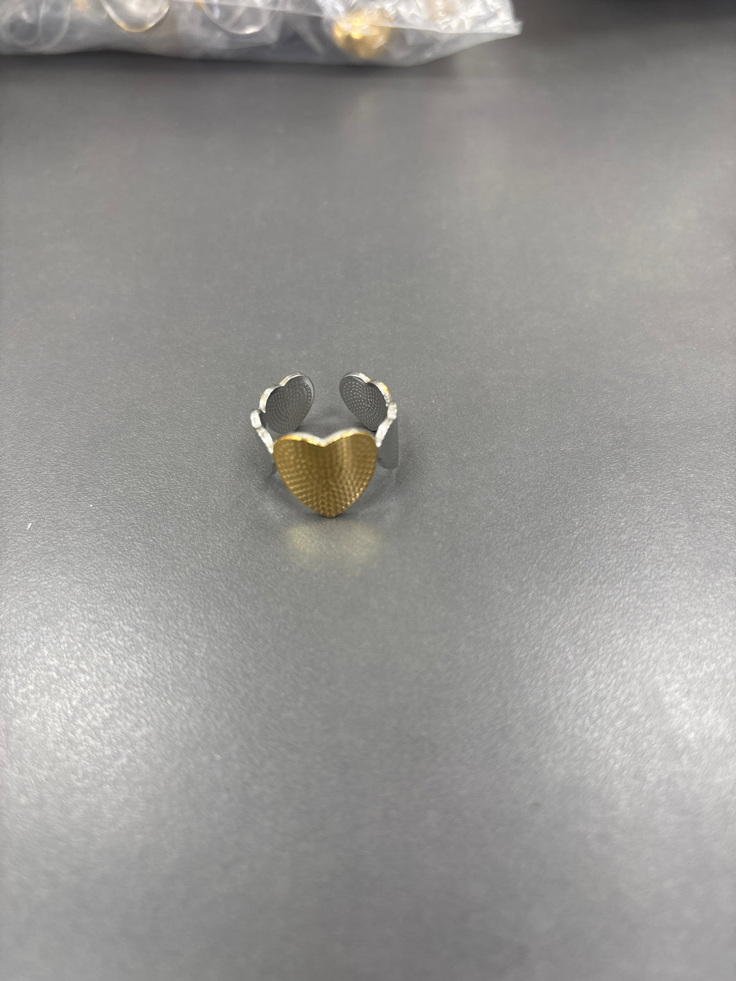 Anillo bicolor corazones grandes #1