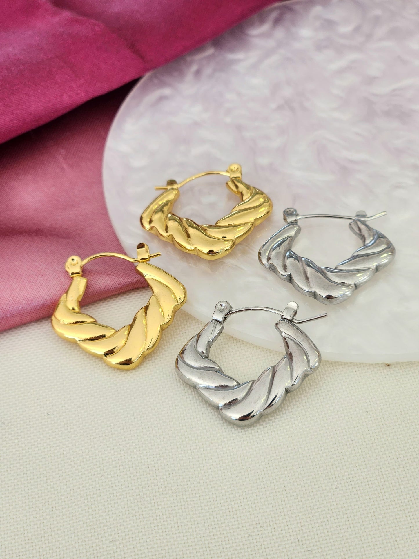 Aretes rombo trenzado