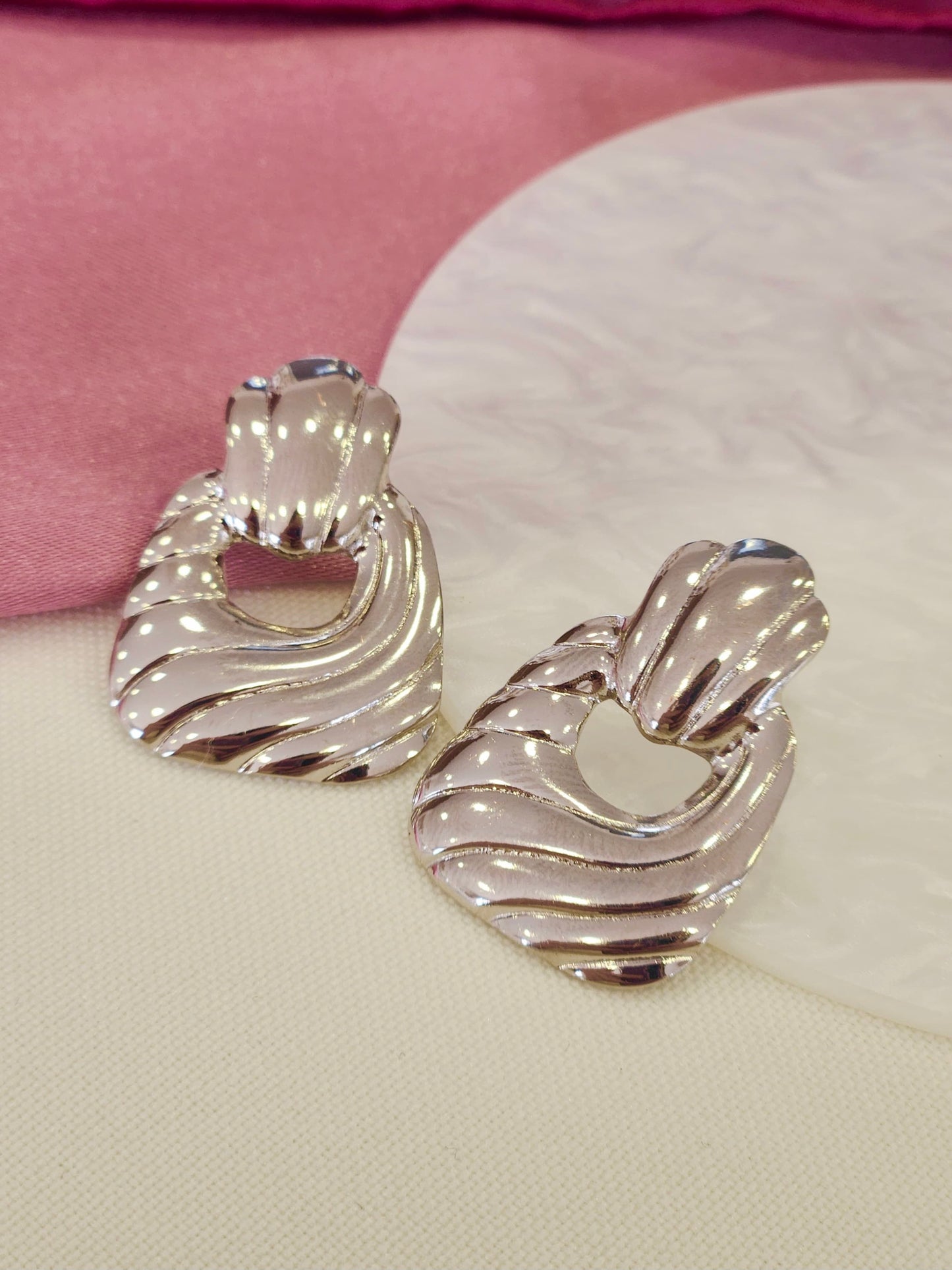 Aretes tipo eslabon ondulado