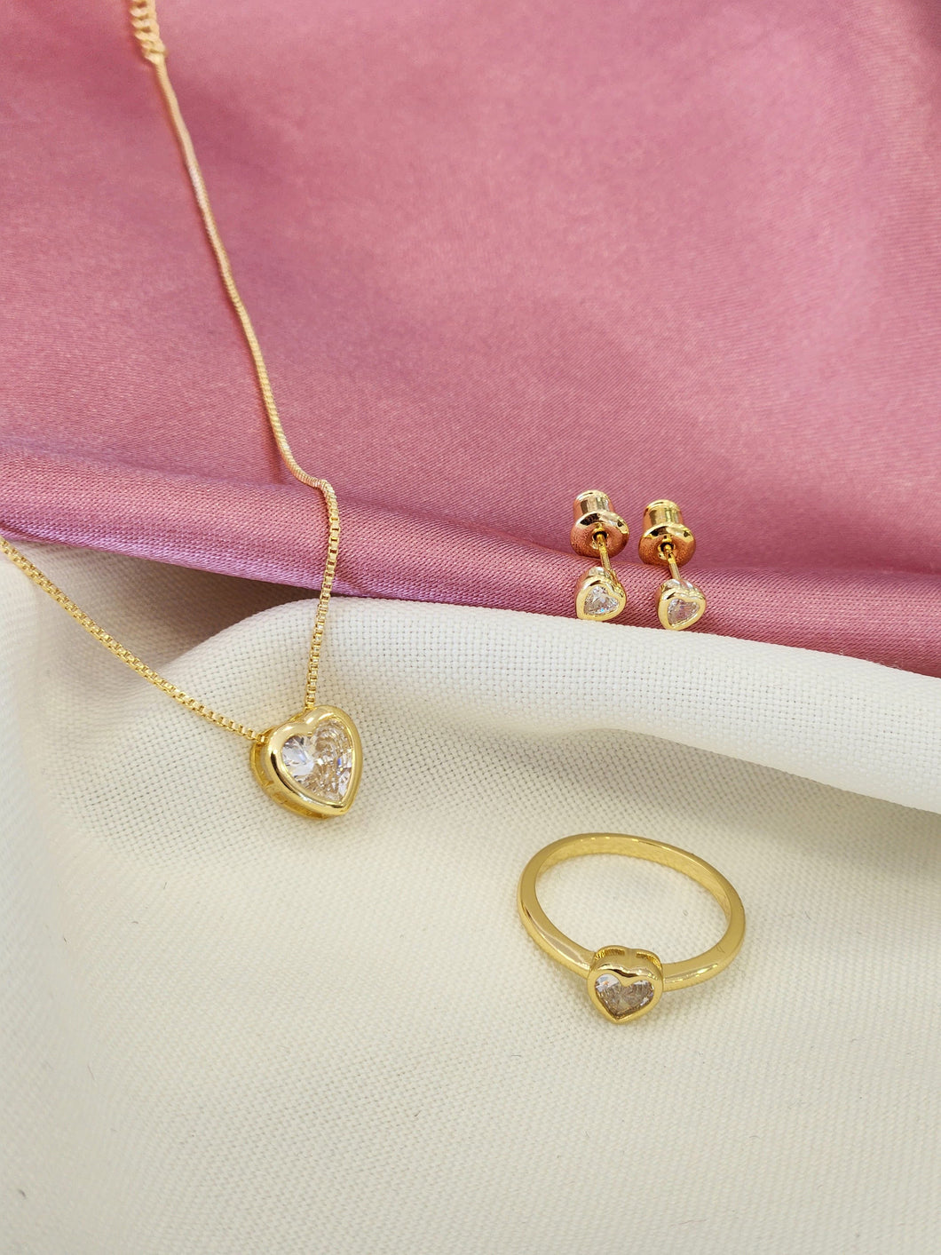 Juego/set collar, aretes y anillo corazon dorado #C208