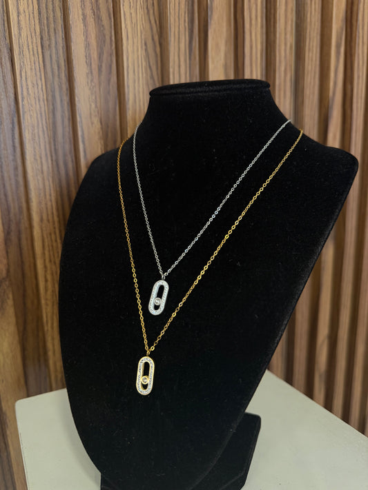 Collar ovalado circulo pequeño vertical zirconia #E12
