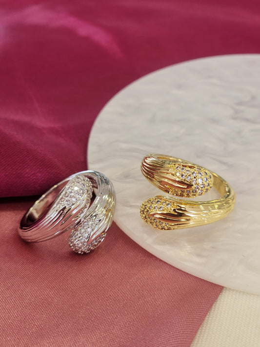 Anillo gotas entrelazadas