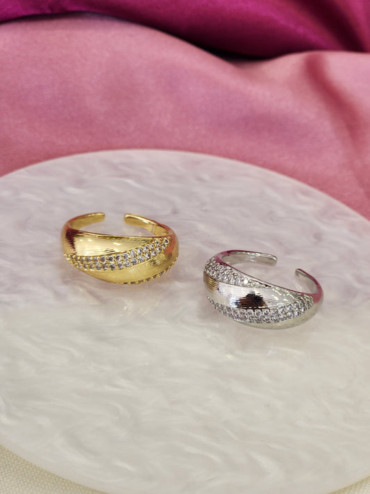 Anillo grueso lineas zirconia #H9