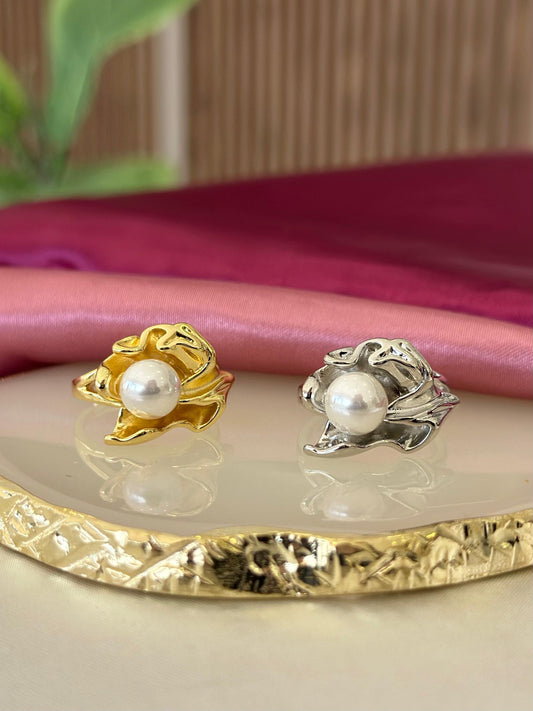 Anillo irregular con perla
