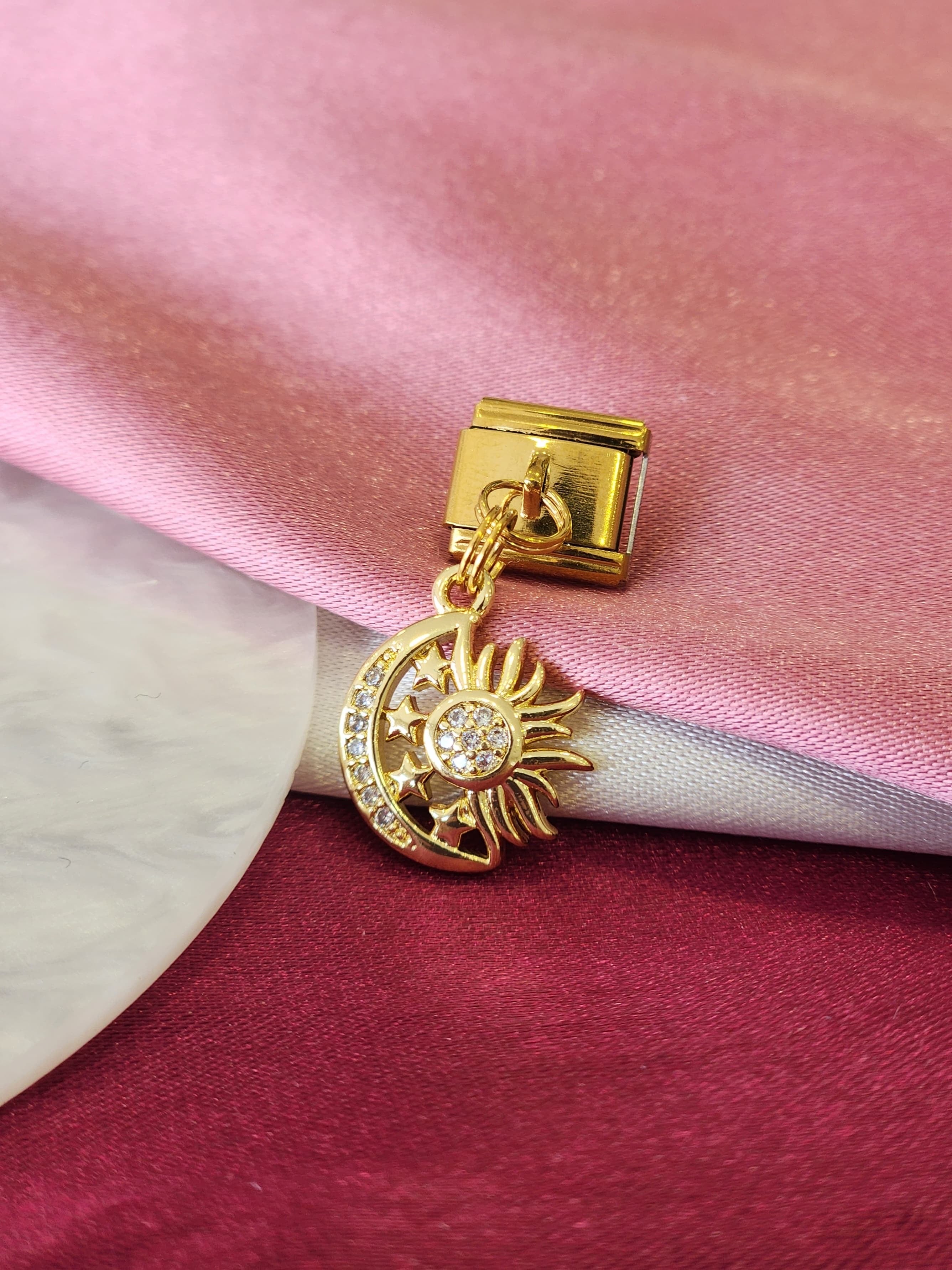Charm sol y luna colgante