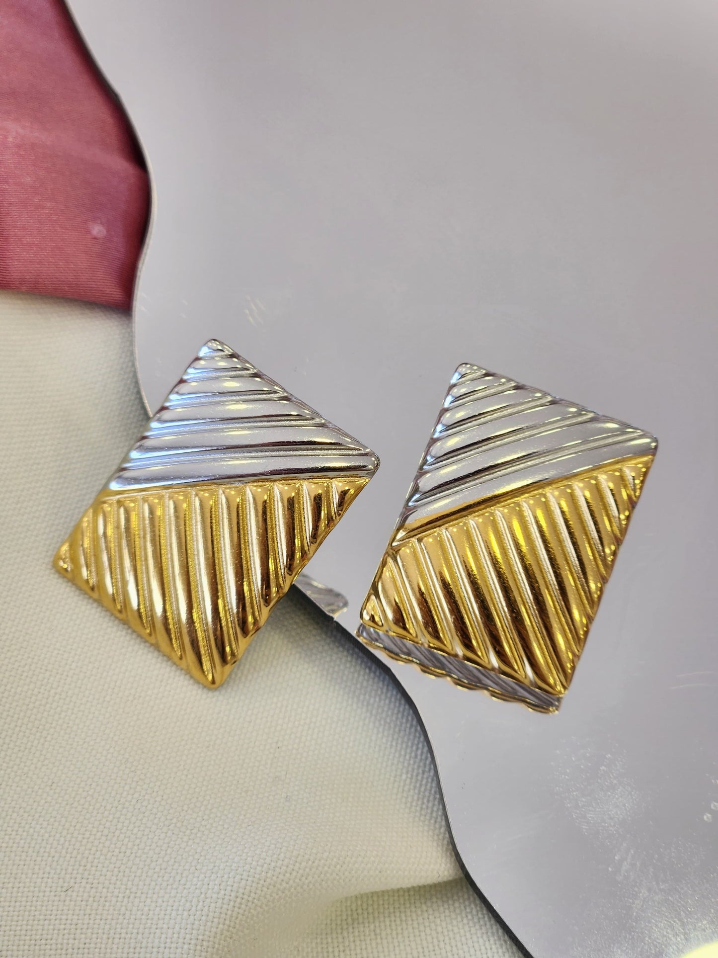 Aretes bicolor rectangulares lineas #F8