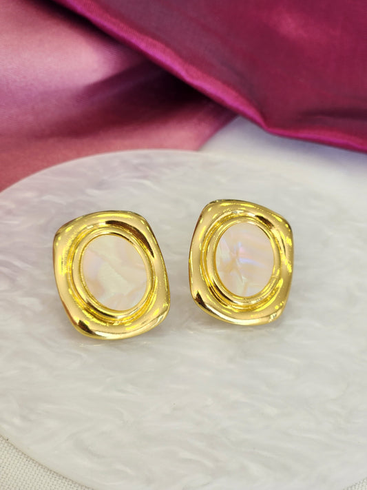 Aretes rectangulares centro madre perla tornasol #A24