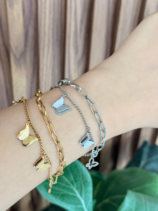 Pulsera doble cadena con mariposas