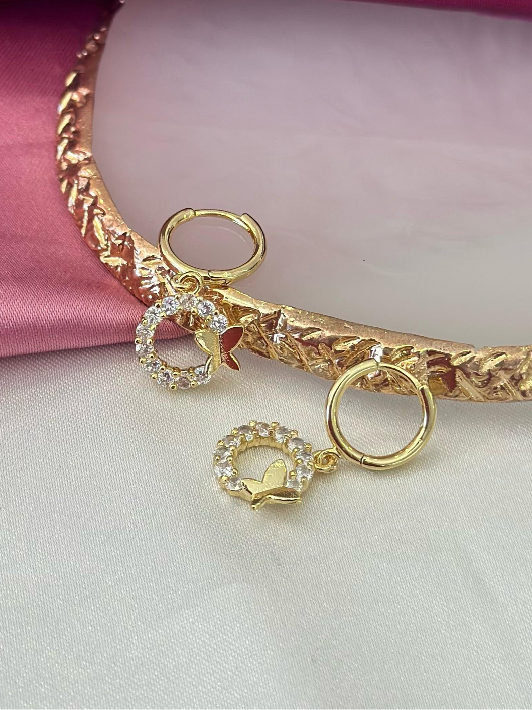 Aretes circulo mariposa #E4