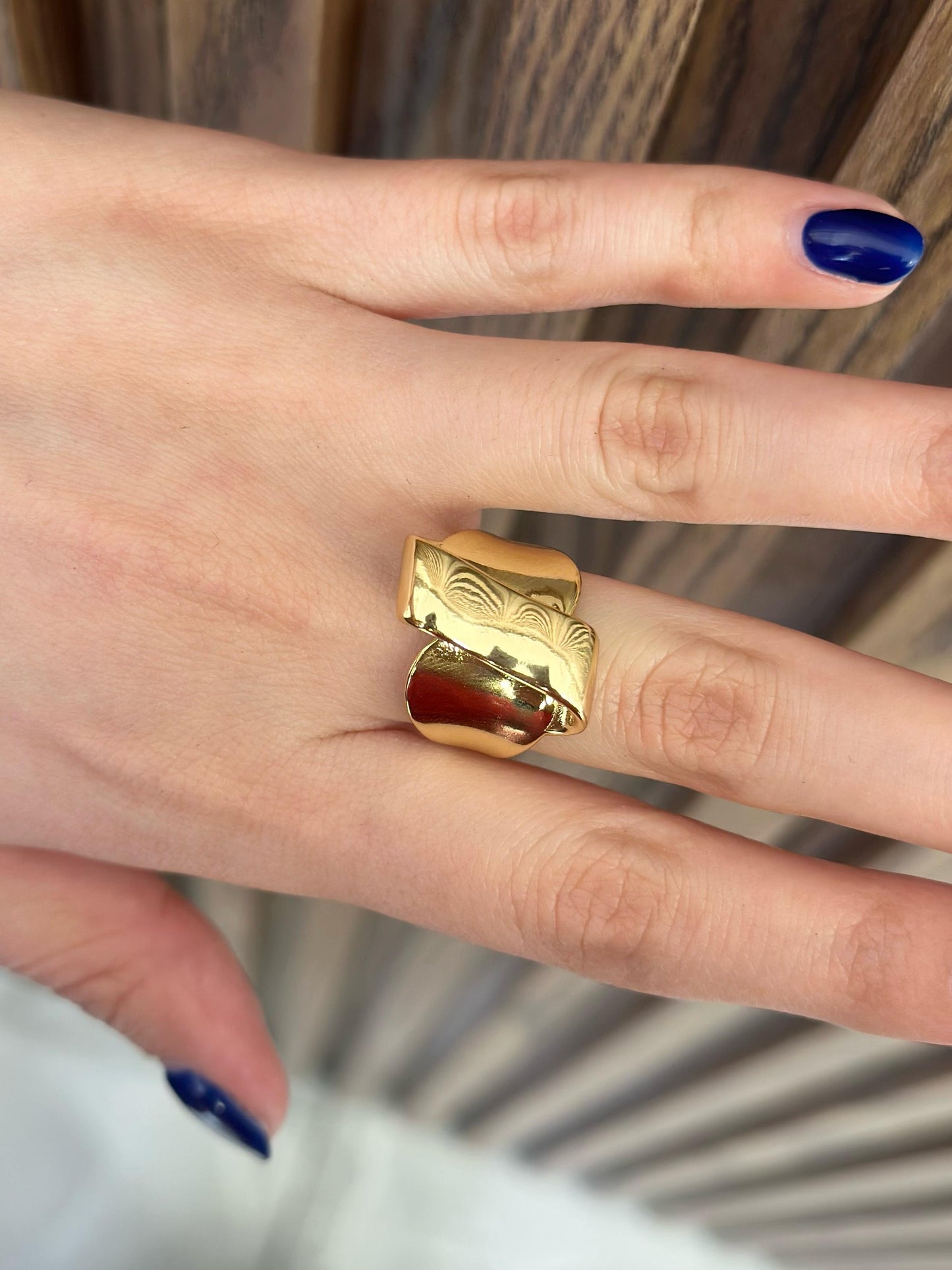 Anillo onda elevada #220