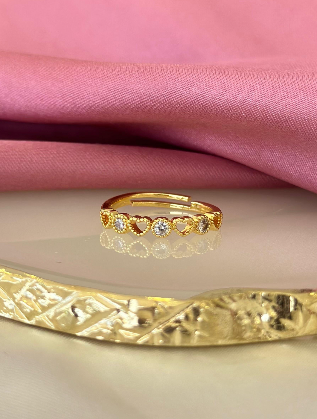 Anillo corazones huecos con zirconia #143
