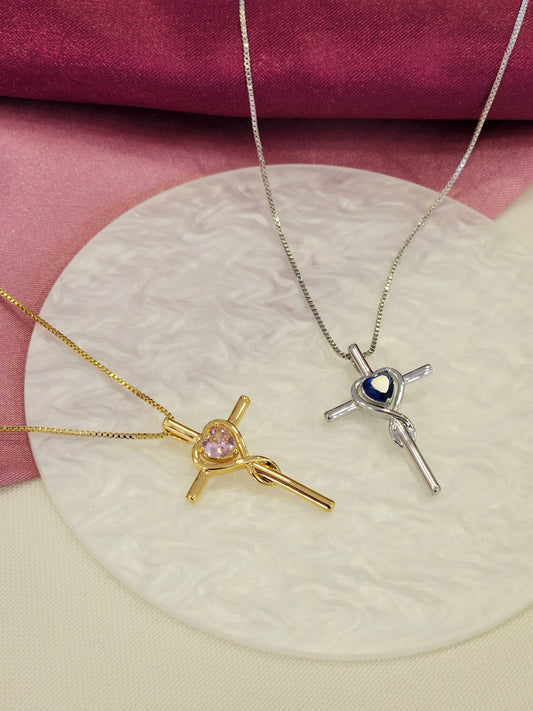 Collar cruz y corazon #C
