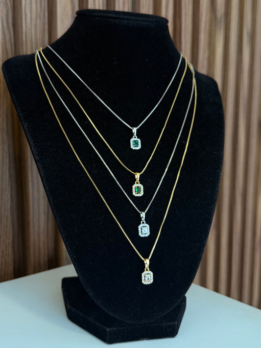 Collar cuadrado zirconia #C109