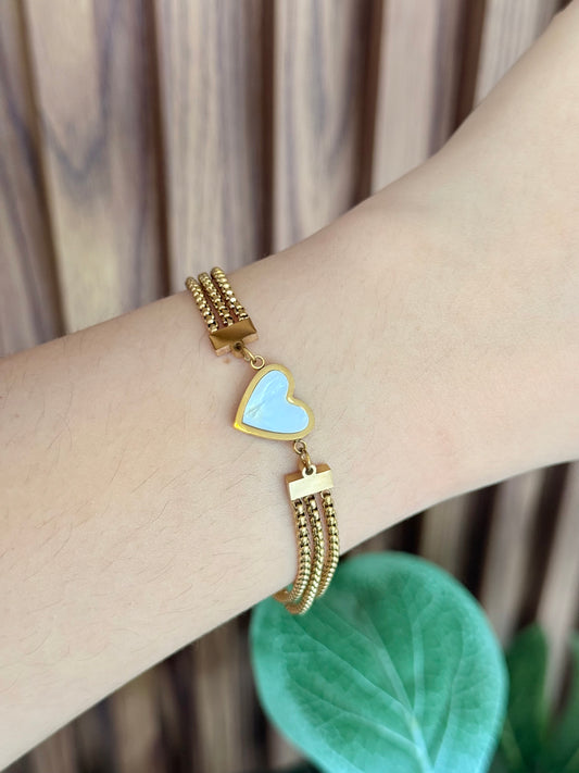 Pulsera triple corazon madre perla #J50