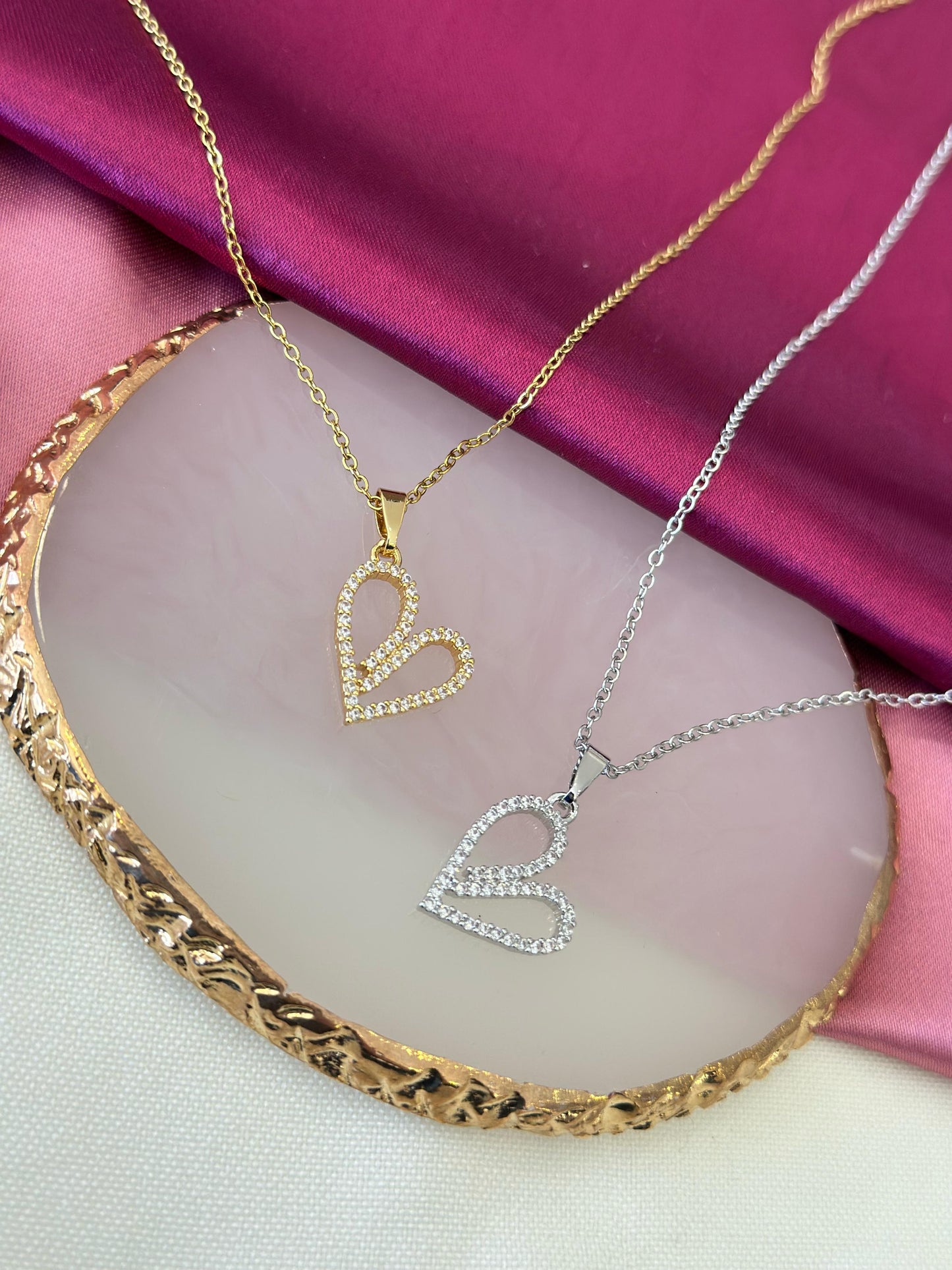 Collar corazon zirconia hueco irregular #KK
