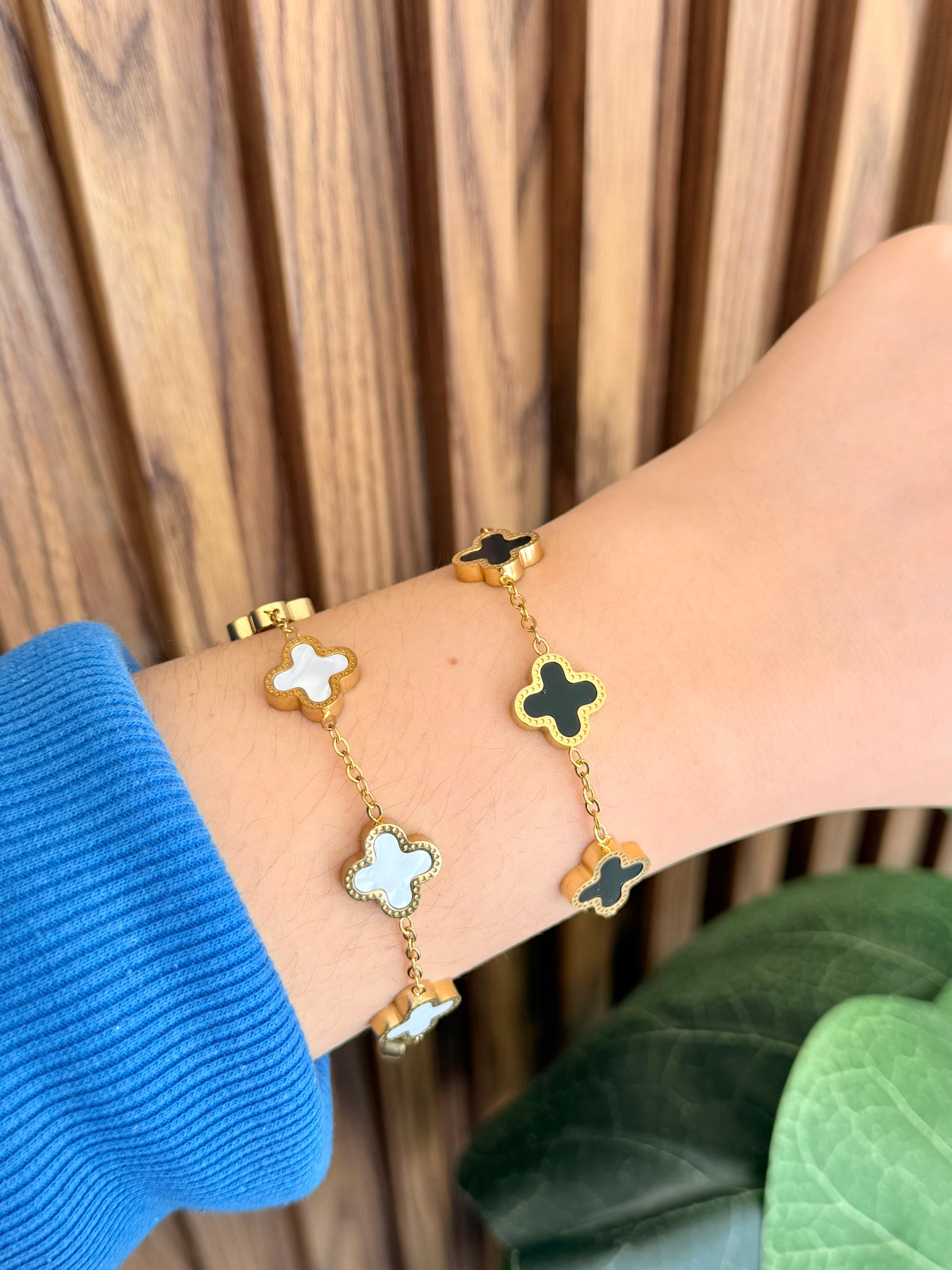 Pulsera trebol simetrica #F43