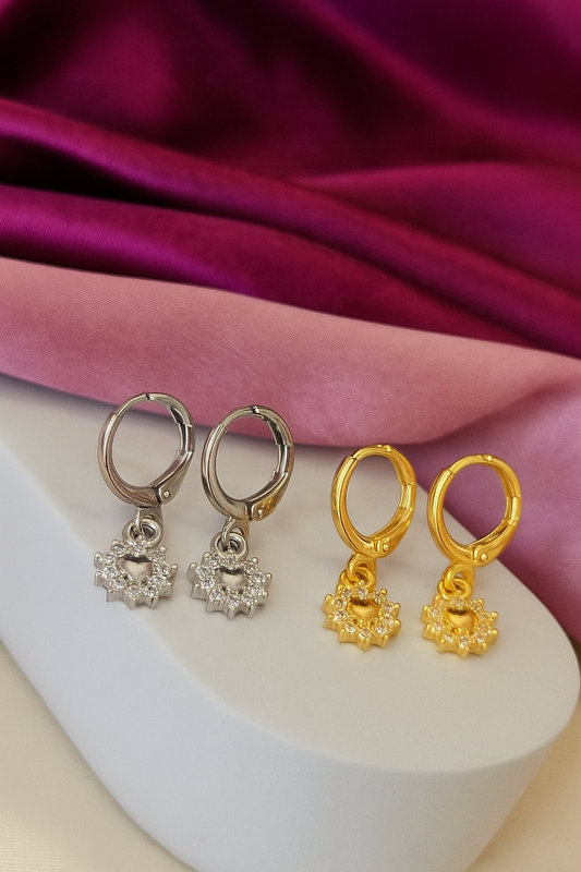 Aretes corazon con petalos #C136