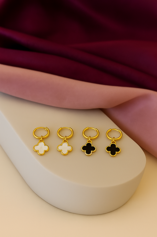 Aretes trebol pequeños #187