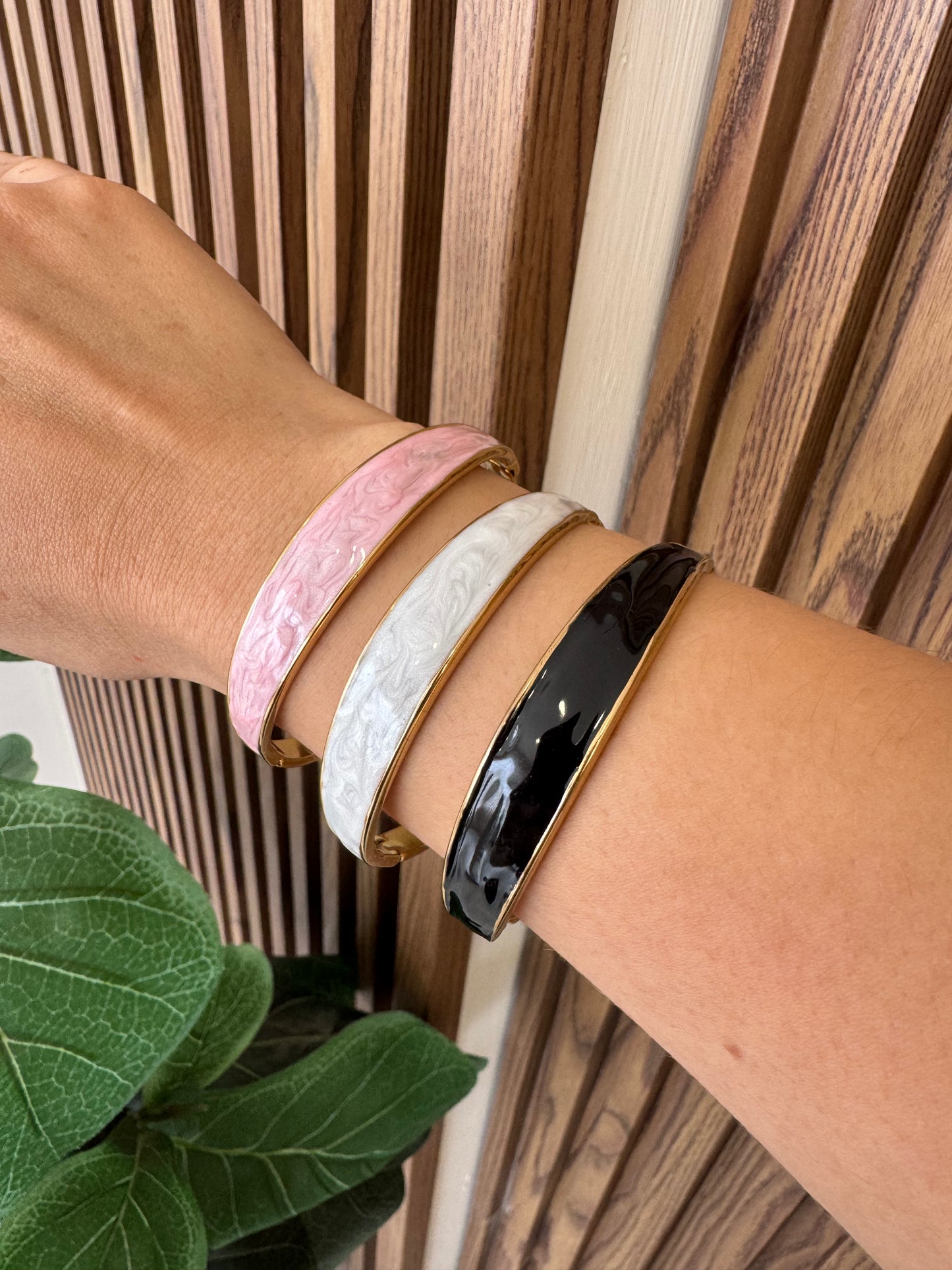 Pulsera broche resina