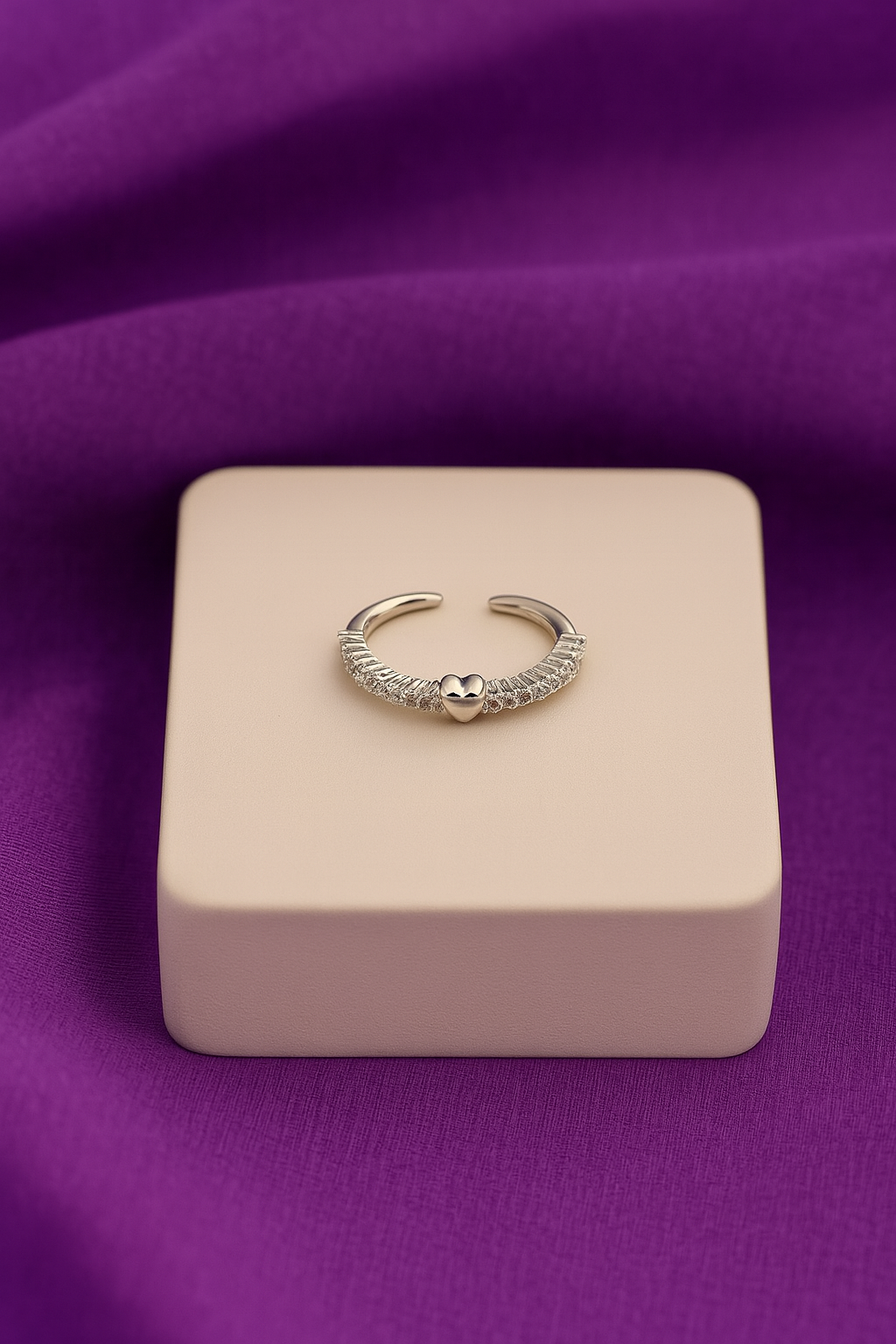 Anillo plateado corazon central zirconia#F14
