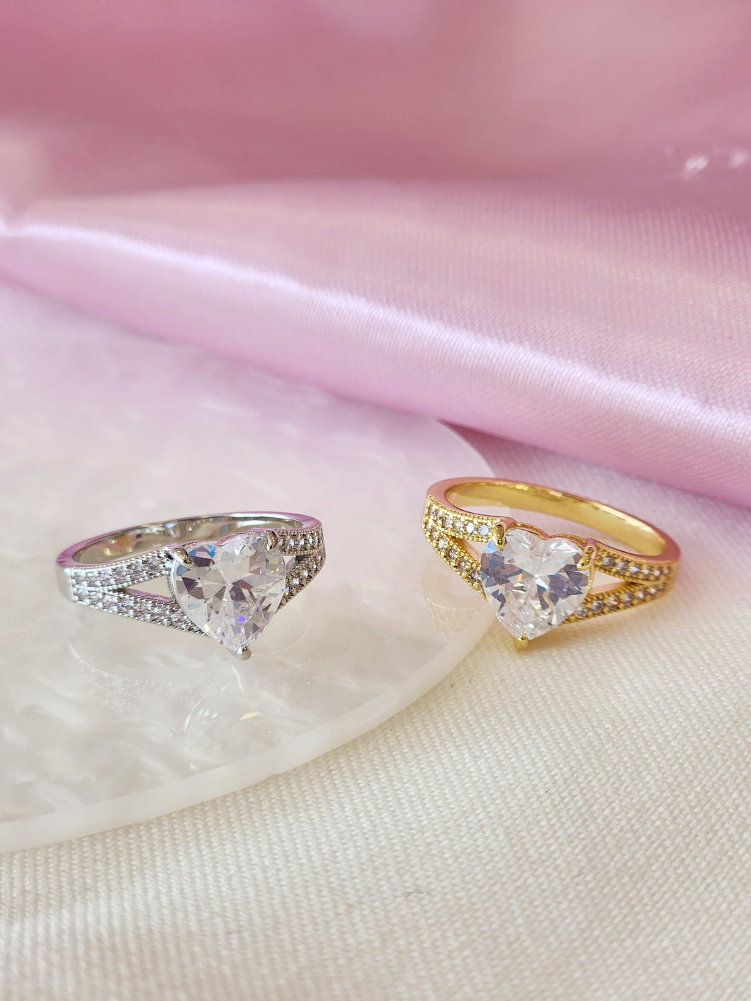 Anillo corazon fino