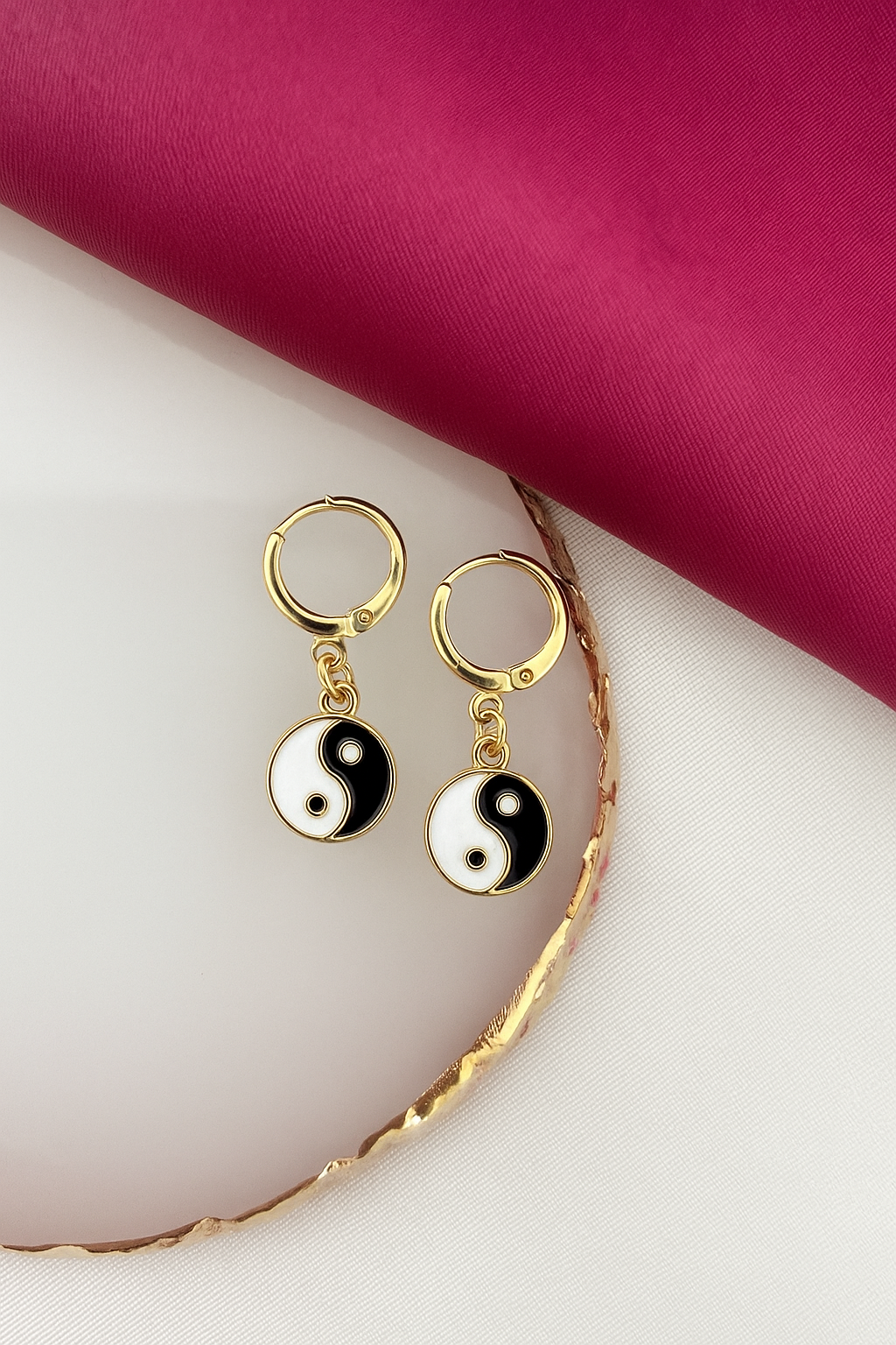 Aretes ying yang blanco negro #AA2