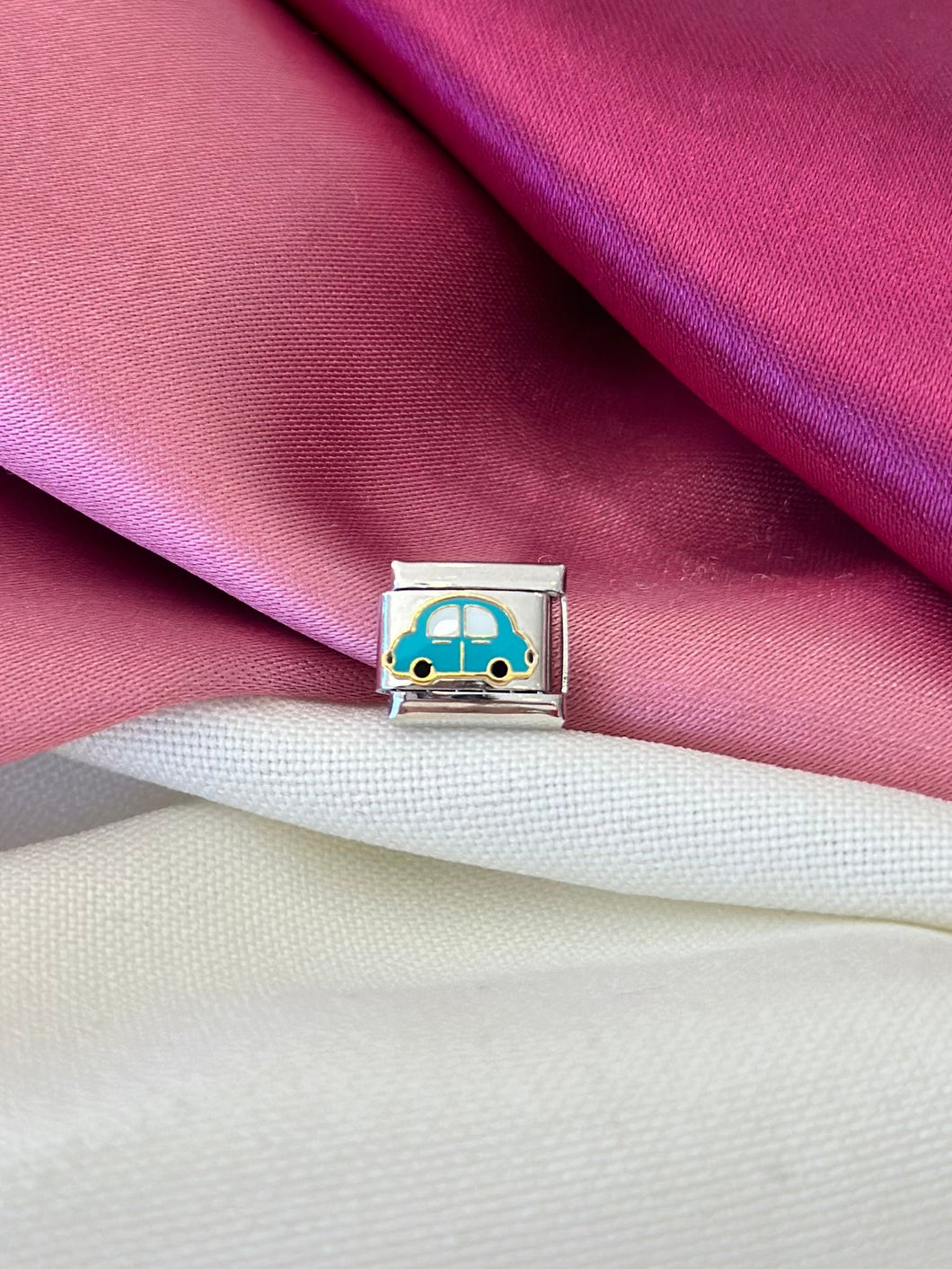 carro verde charm