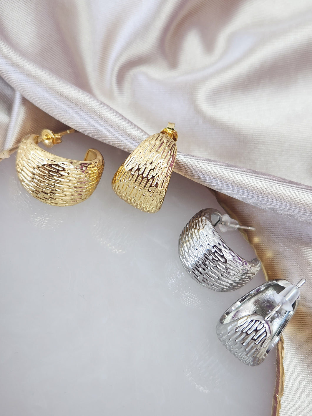 Aretes curvas lineas #C123