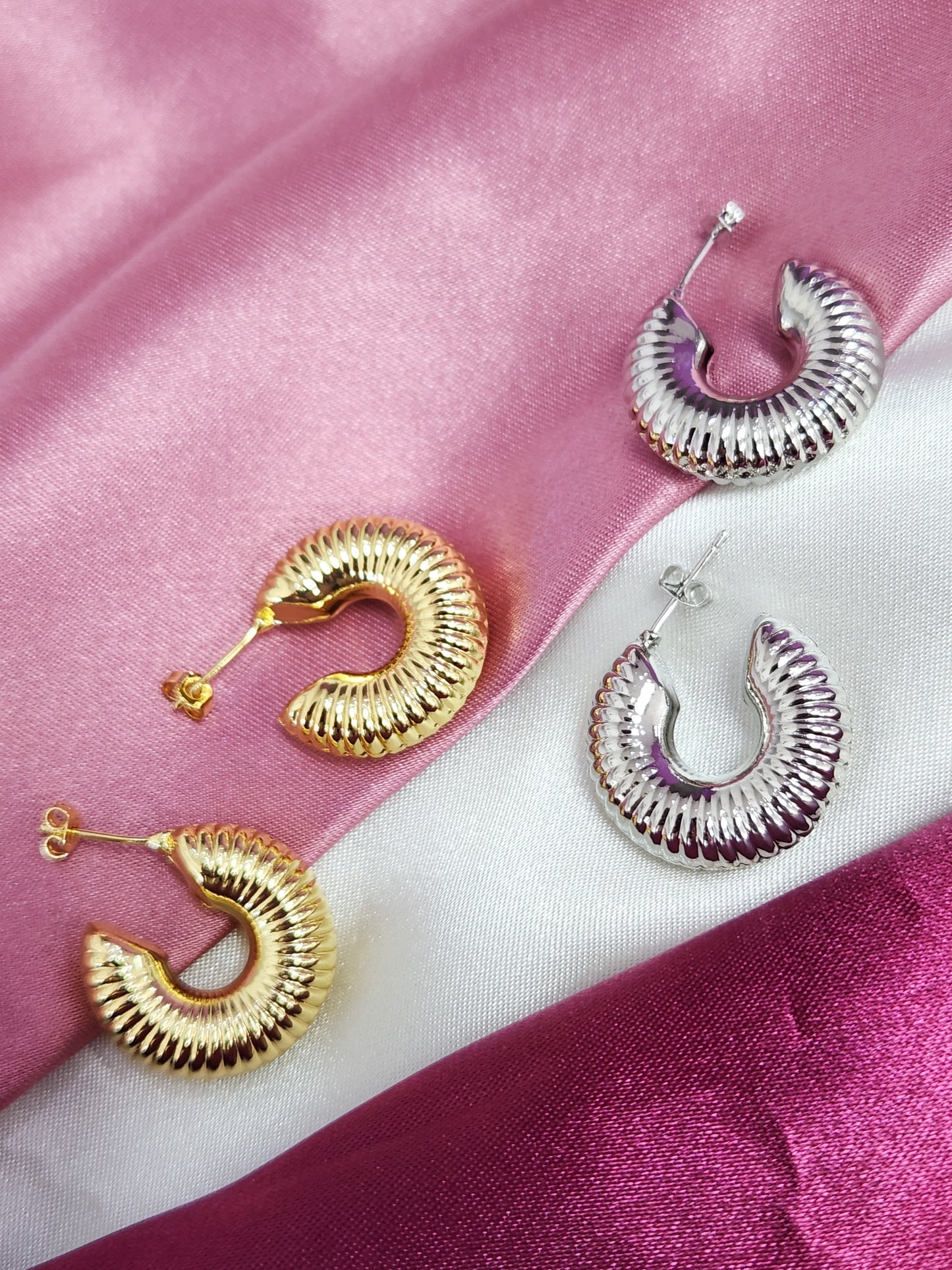 Aretes doradas/plateadas infladas #1.1