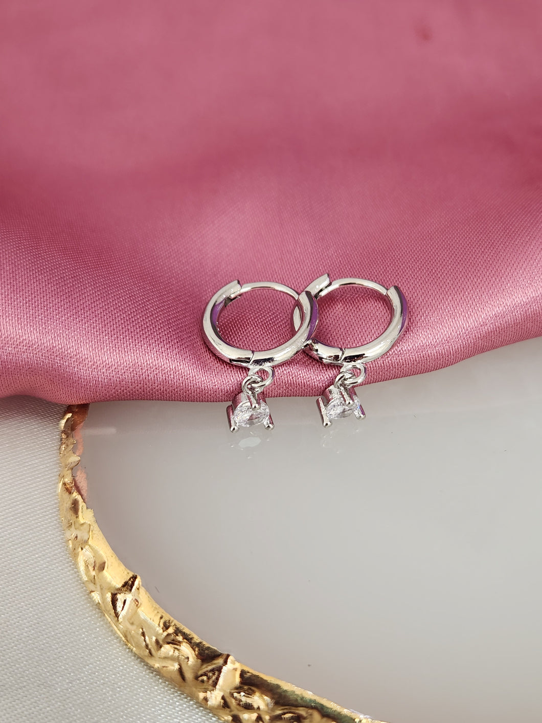 Aretes plateados punto colgante zirconia #C133