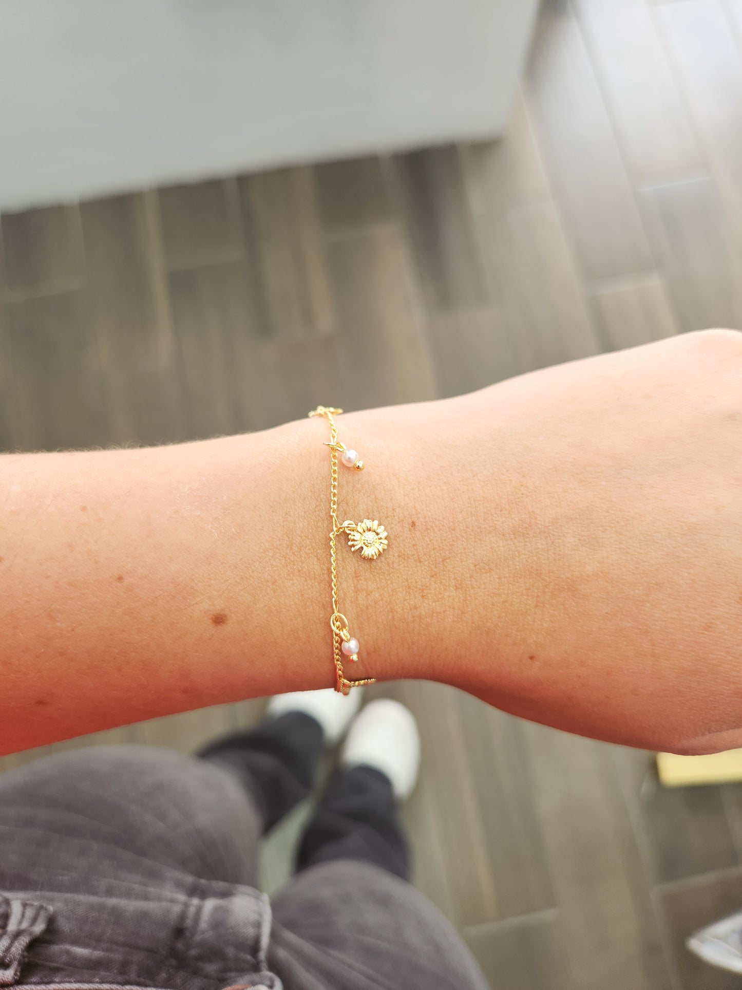 Pulsera flor con perlas #M11