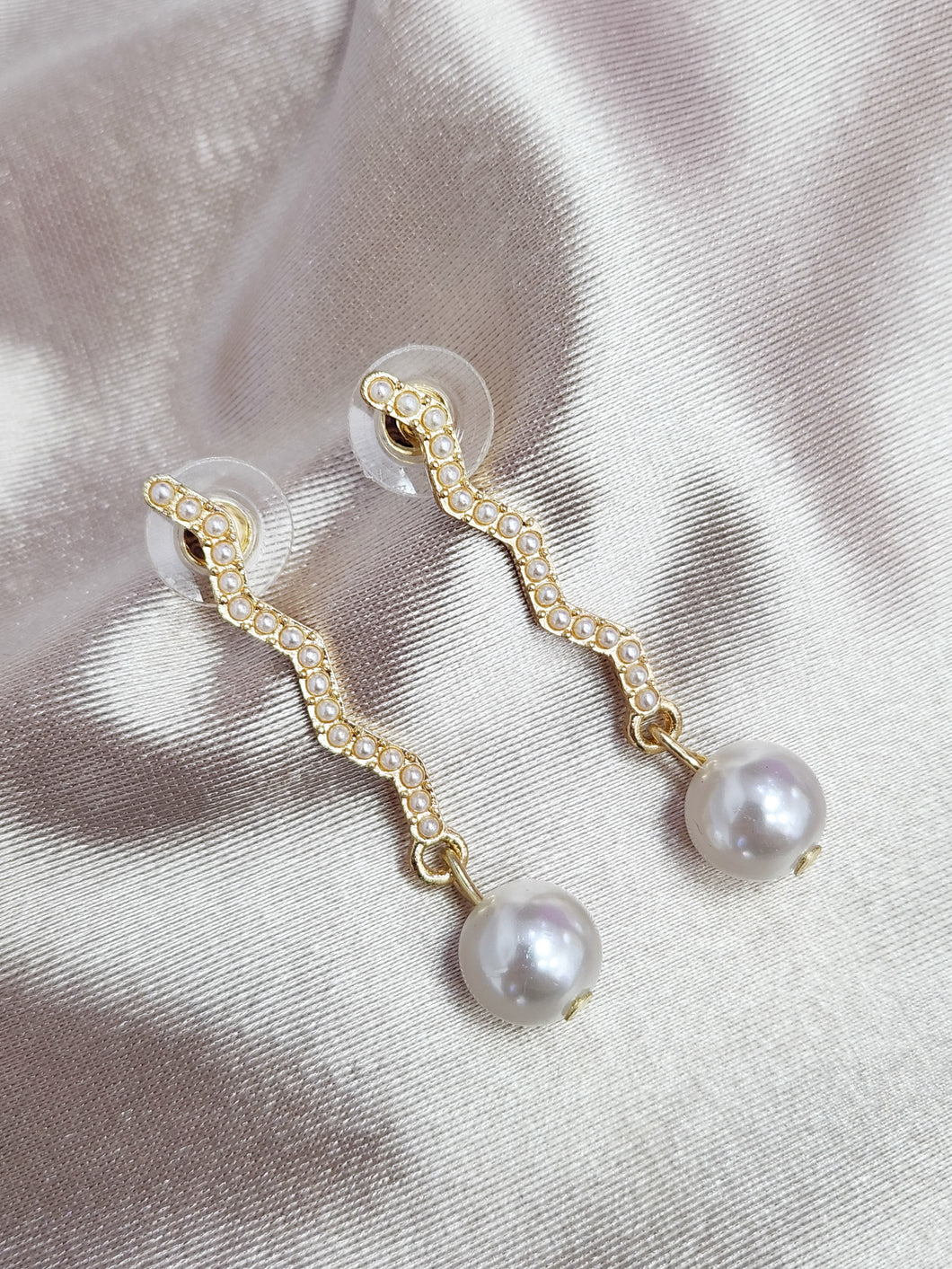 Aretes colgantes perla zigzag #1.6