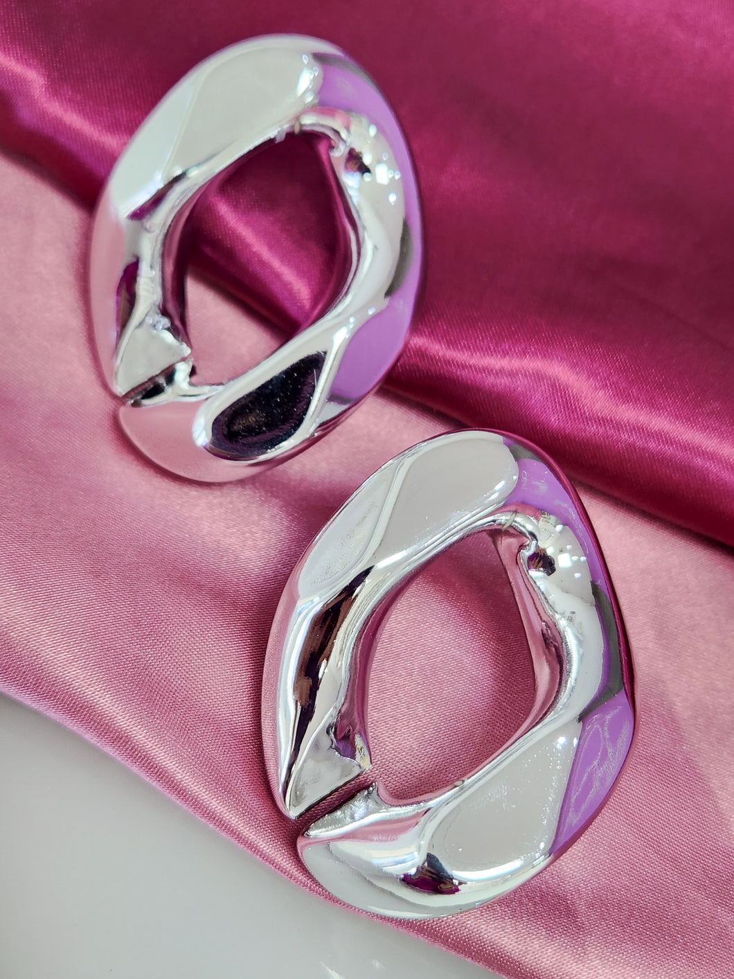Aretes grandes huecas