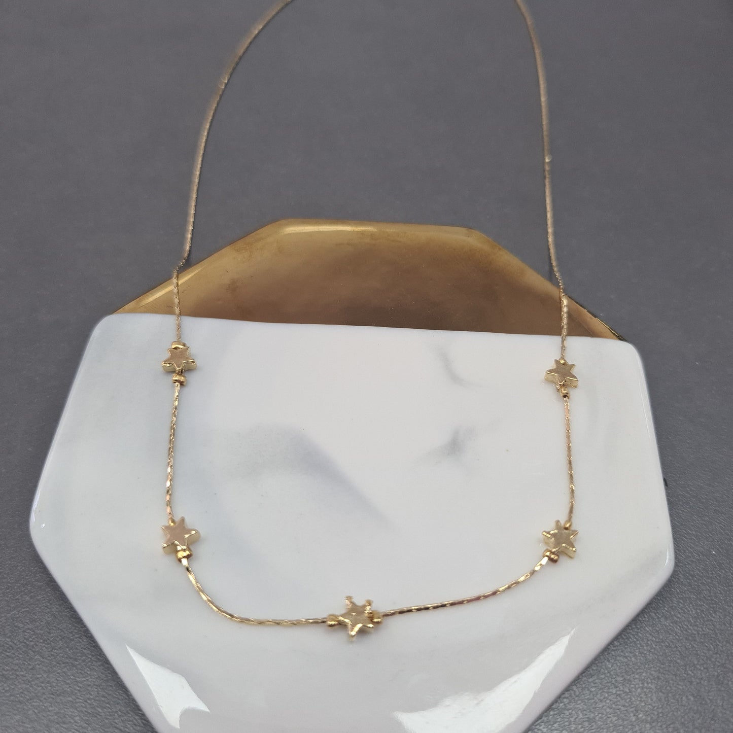 Collar estrellas mini separadas