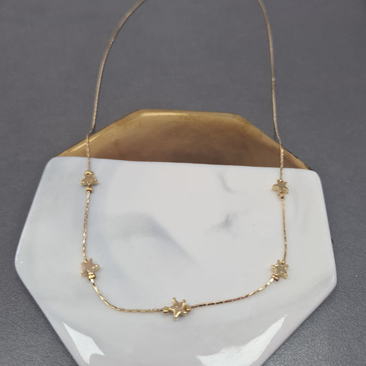 Collar estrellas mini separadas