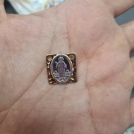 Dije de san benito #38 dorado plateado