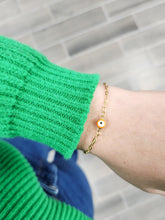 Cargar imagen en el visor de la galería, Pulsera ojo dorado acero #36
