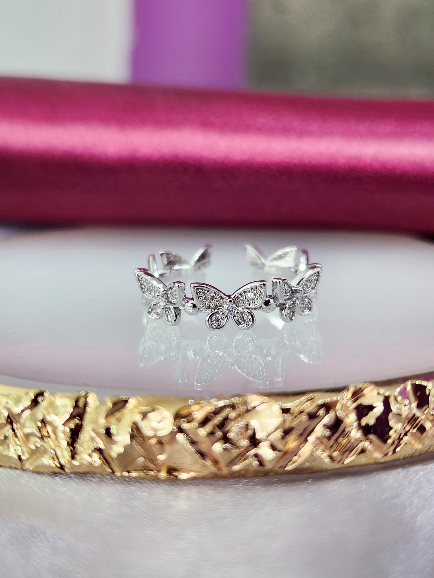 Anillo #78A mariposas plateadas zirconia