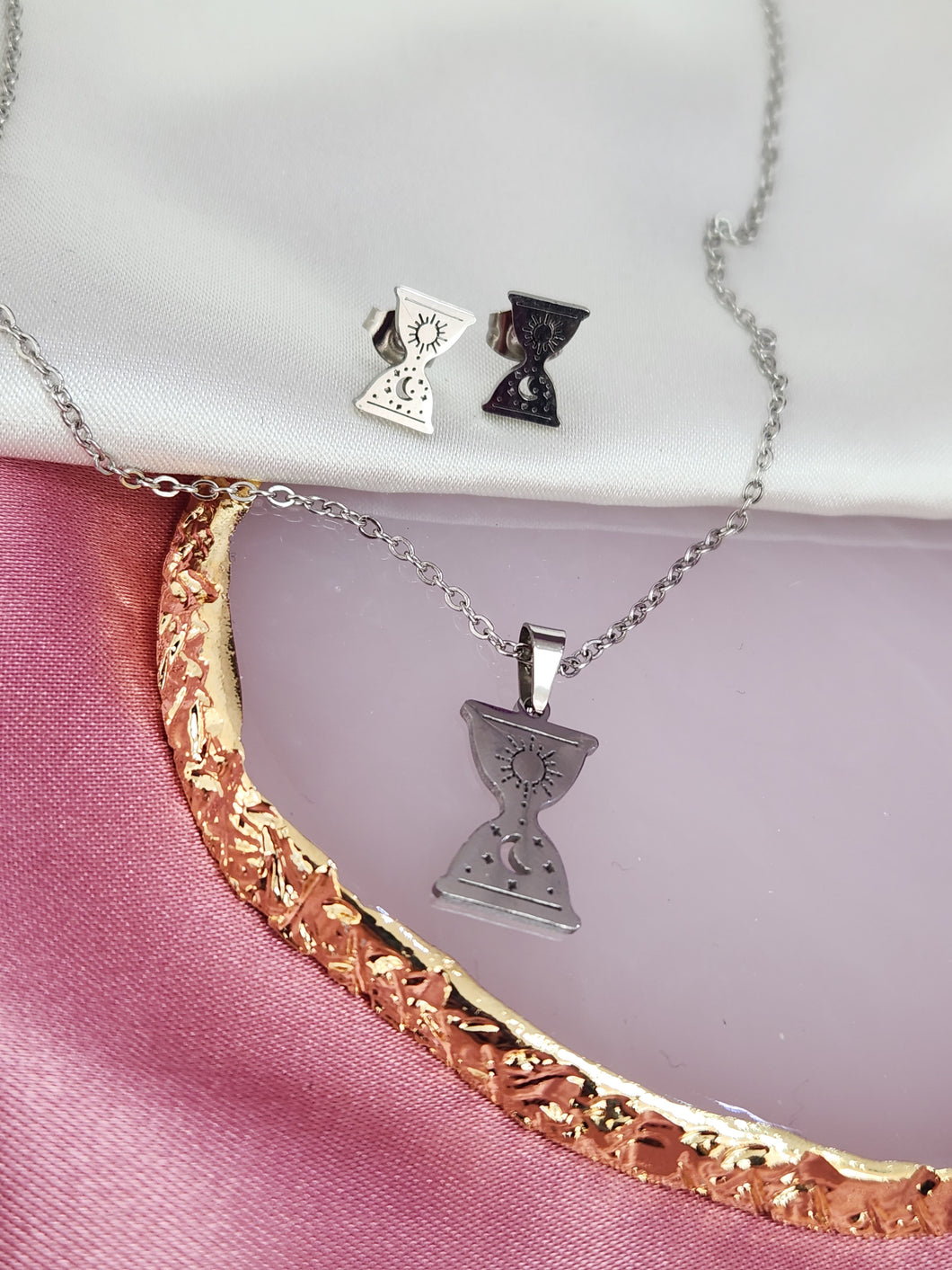 Collar y aretes reloj arena plateado acero #44