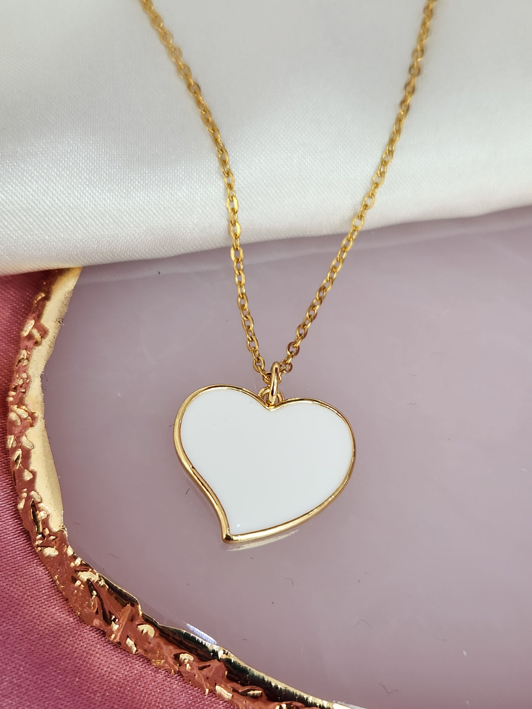 Collar corazon blanco #ZZ6