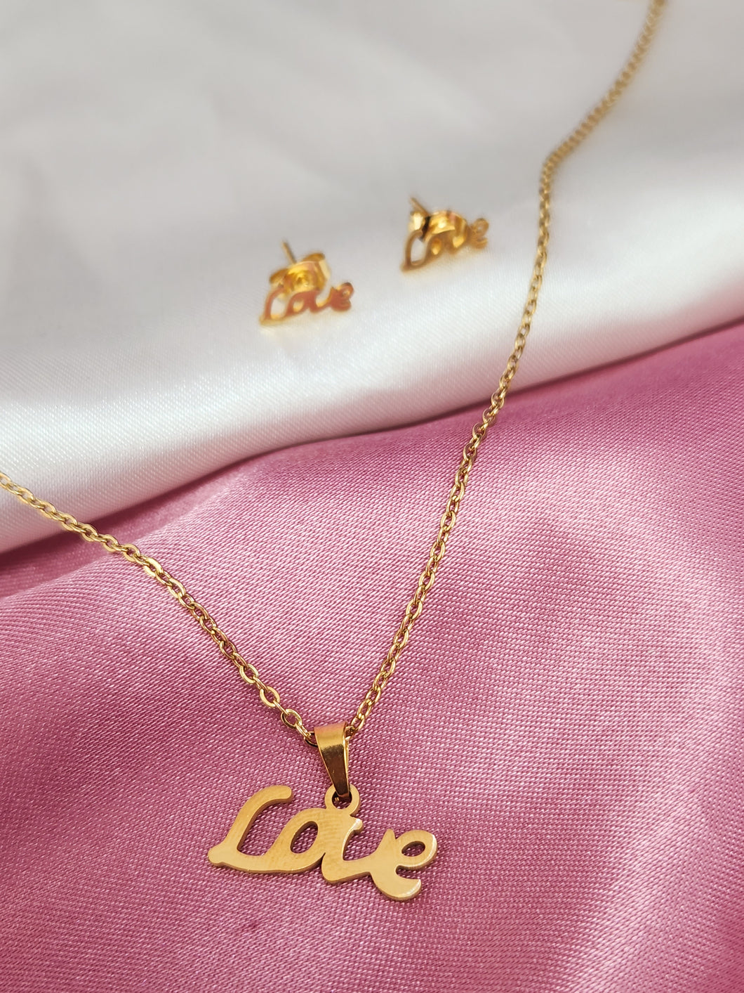 Collar y aretes love #26