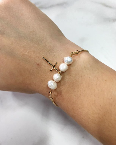 Pulsera perlas Con Cruz Ondulada #U8