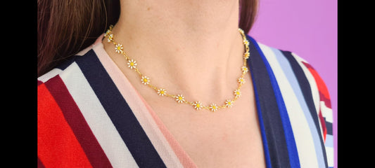 Choker margaritas blancas chicas #M10