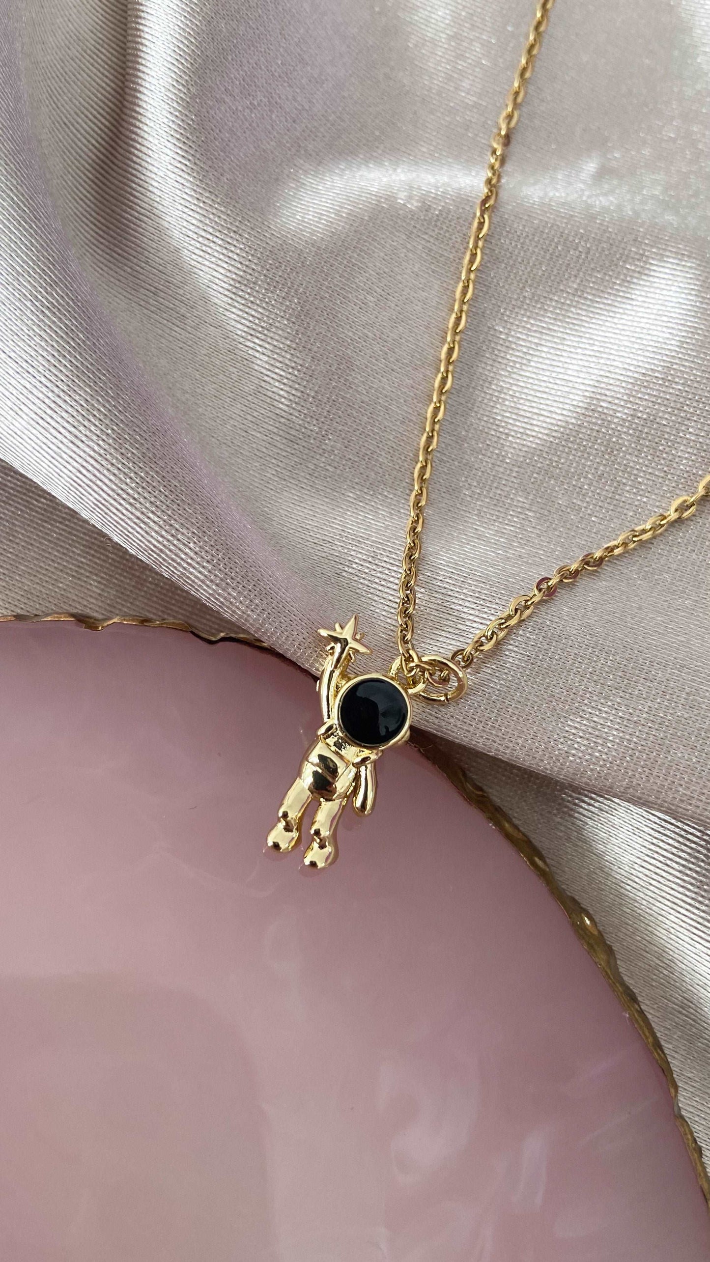 Collar astronauta