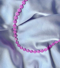 Cargar imagen en el visor de la galería, Choker caritas felices Rosa bajito
